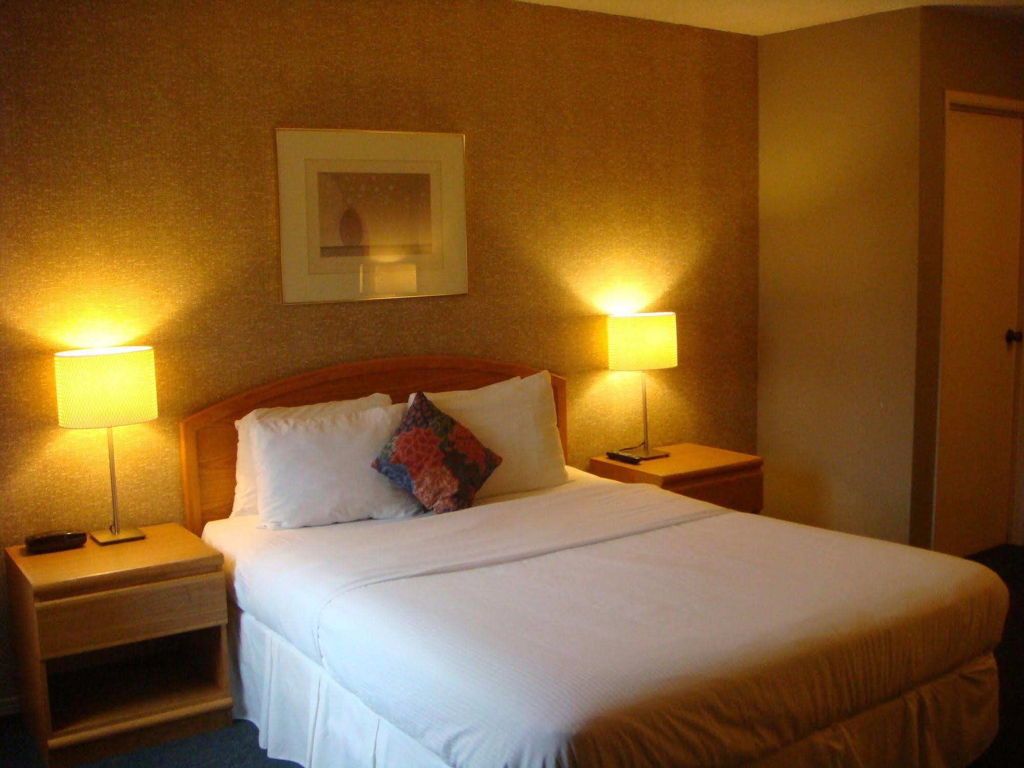 וונקובר Cassandra Hotel מראה חיצוני תמונה