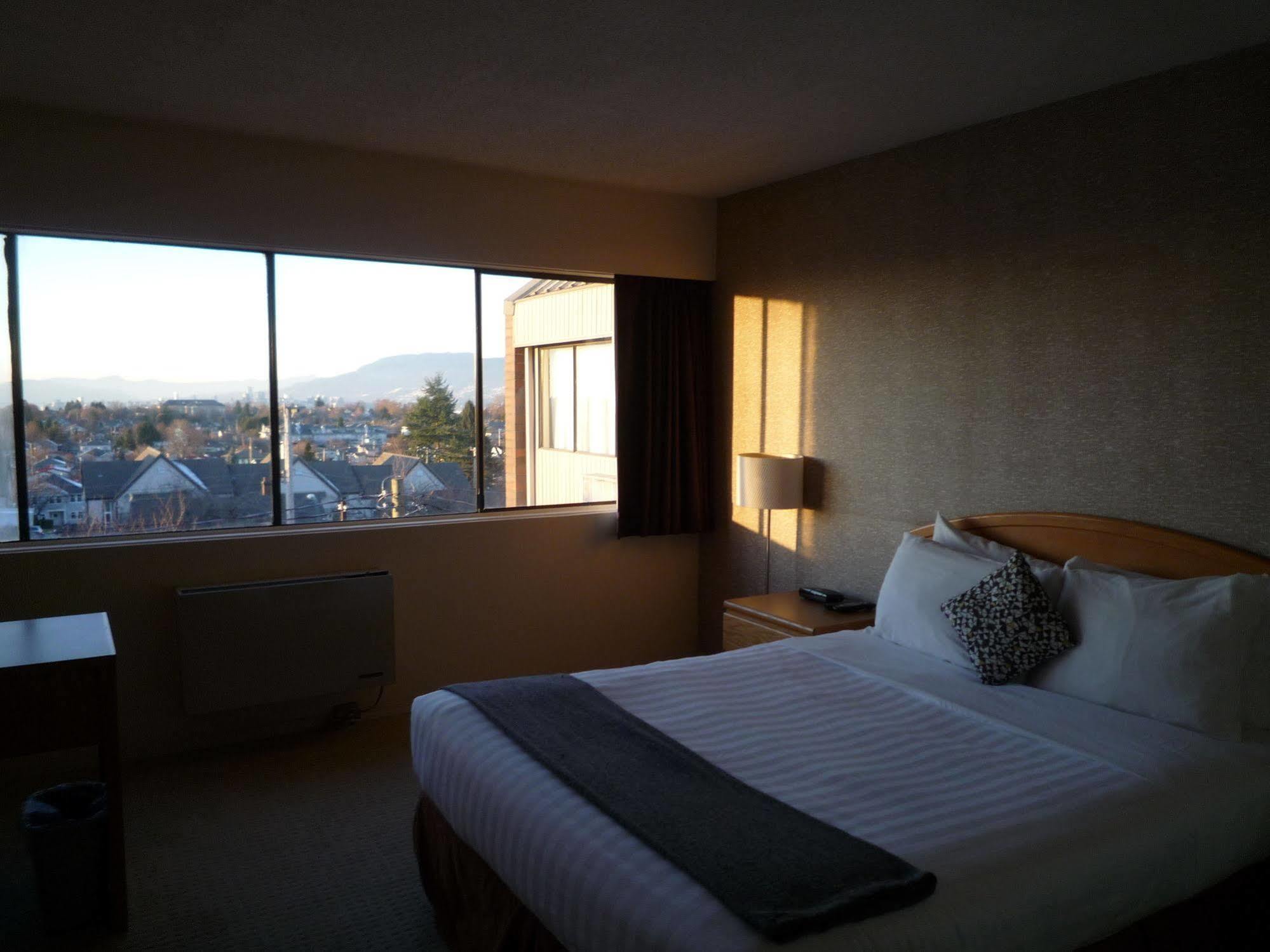 וונקובר Cassandra Hotel מראה חיצוני תמונה