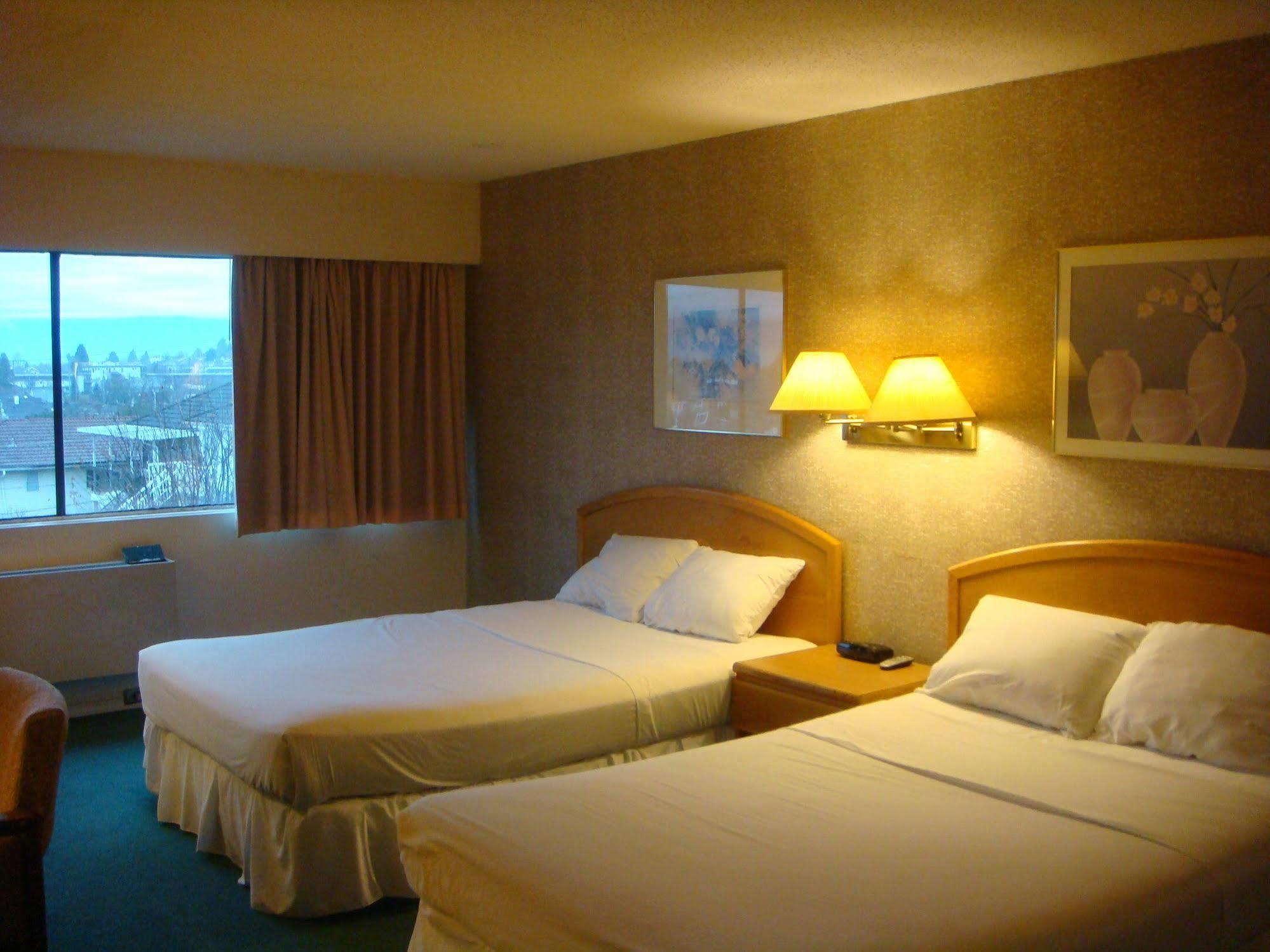וונקובר Cassandra Hotel מראה חיצוני תמונה