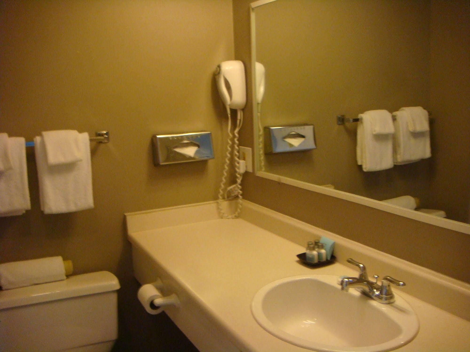 וונקובר Cassandra Hotel מראה חיצוני תמונה